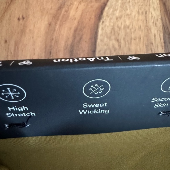 TnaBUTTER Olive Green Women’s High-Waist Bike Shorts brand new with tags - Picture 6 of 8